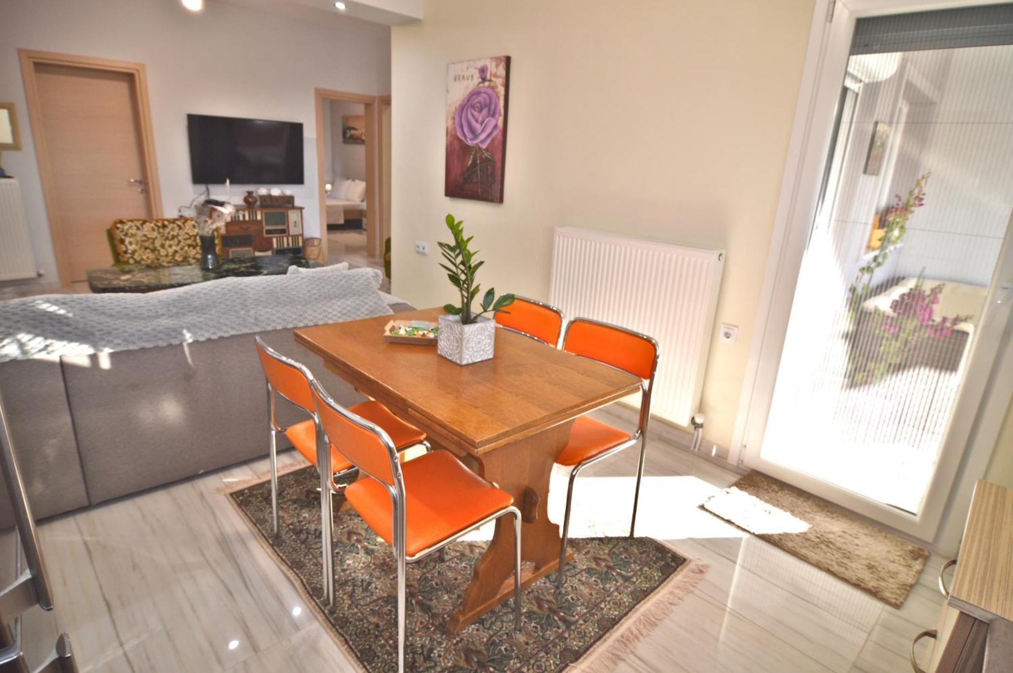 Afroditi Apartment *